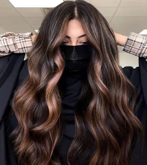 braune haare mit karamell highlights, dunkel braune haare mit karamell highlights, braune haare mit karamell highlights glatt,