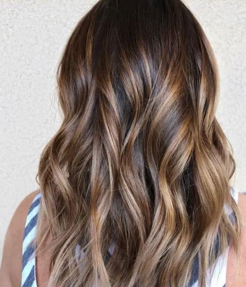 braune haare mit karamell highlights, dunkel braune haare mit karamell highlights, braune haare mit karamell highlights glatt,