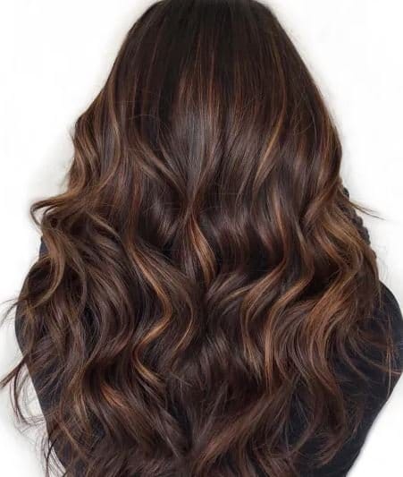 braune haare mit karamell highlights, dunkel braune haare mit karamell highlights, braune haare mit karamell highlights glatt,