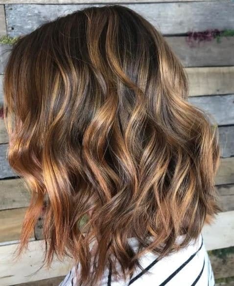 braune haare mit karamell highlights, dunkel braune haare mit karamell highlights, braune haare mit karamell highlights glatt,