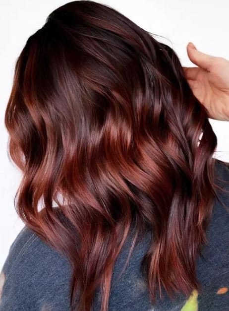 rotbraune haare, haarfarbe braun rot, braun rot haarfarbe, braun rotes haar, braune haare mit rote strähnen, braune haare rote strähnen, braunrot haarfarbe, haare rotbraun, haarfarbe braun mit rot,